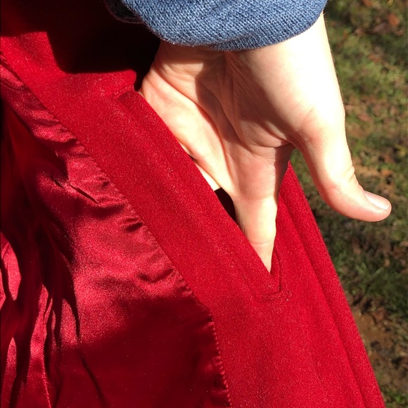 🍁Gap red zip toggle jacket🍁 - Picture 7 of 7